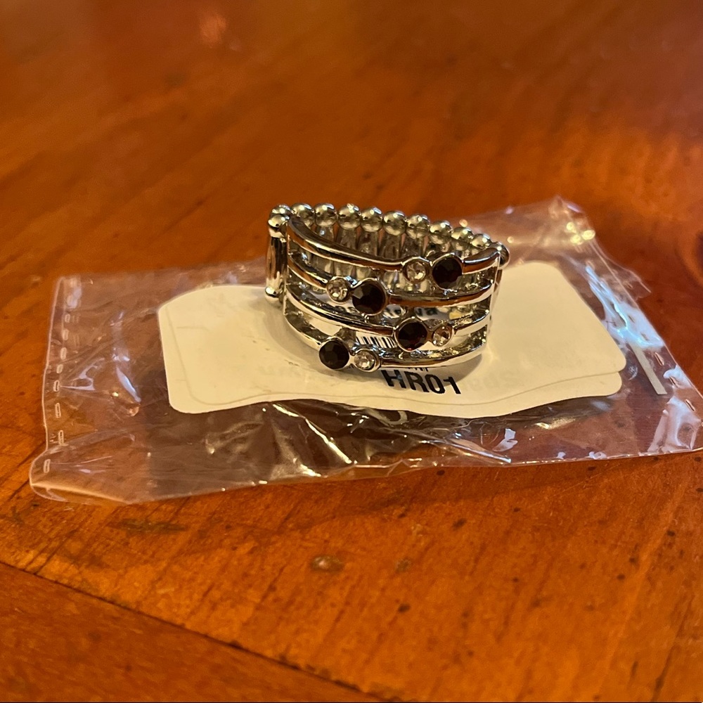 Paparazzi Rings 3/$12 - Picture 9 of 16